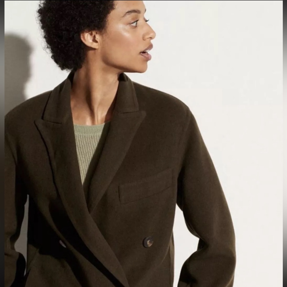 Stunning Vince Peak Lapel wool blazer jacket